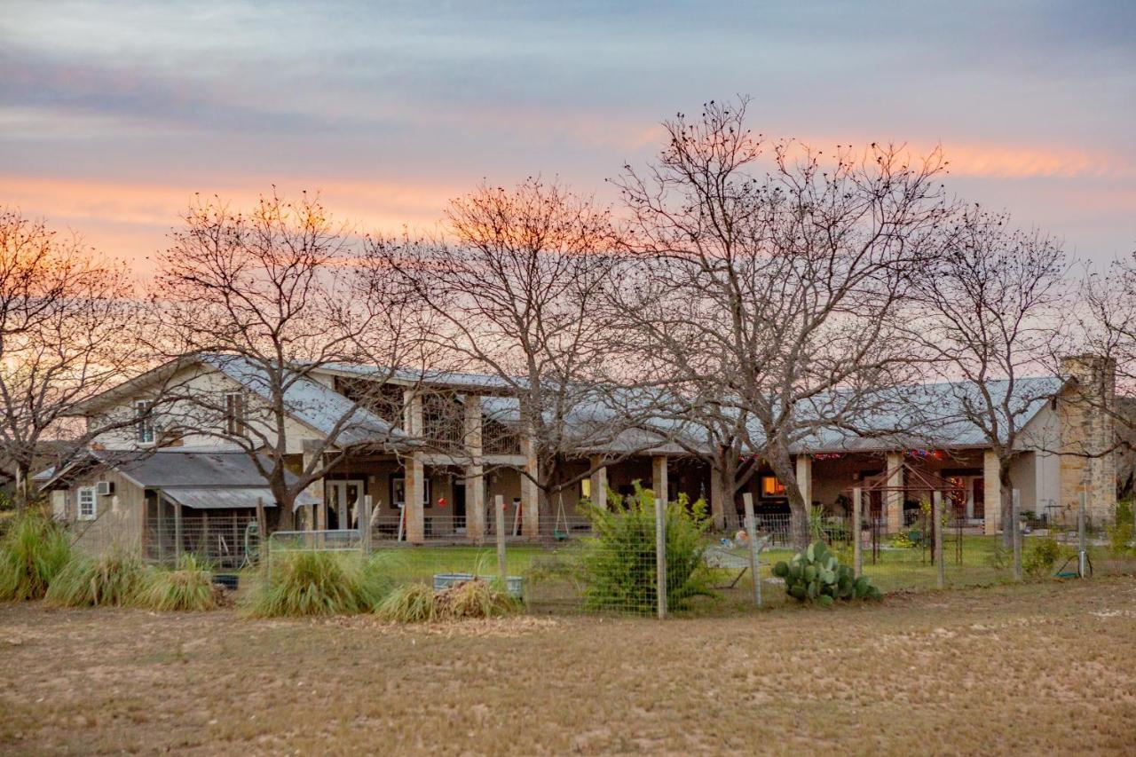 Seven Bluff Cabins Concan Εξωτερικό φωτογραφία