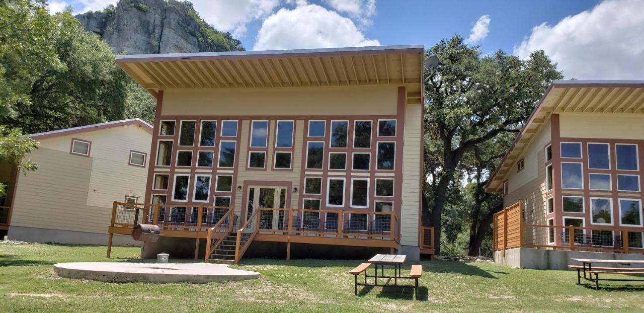 Seven Bluff Cabins Concan Εξωτερικό φωτογραφία
