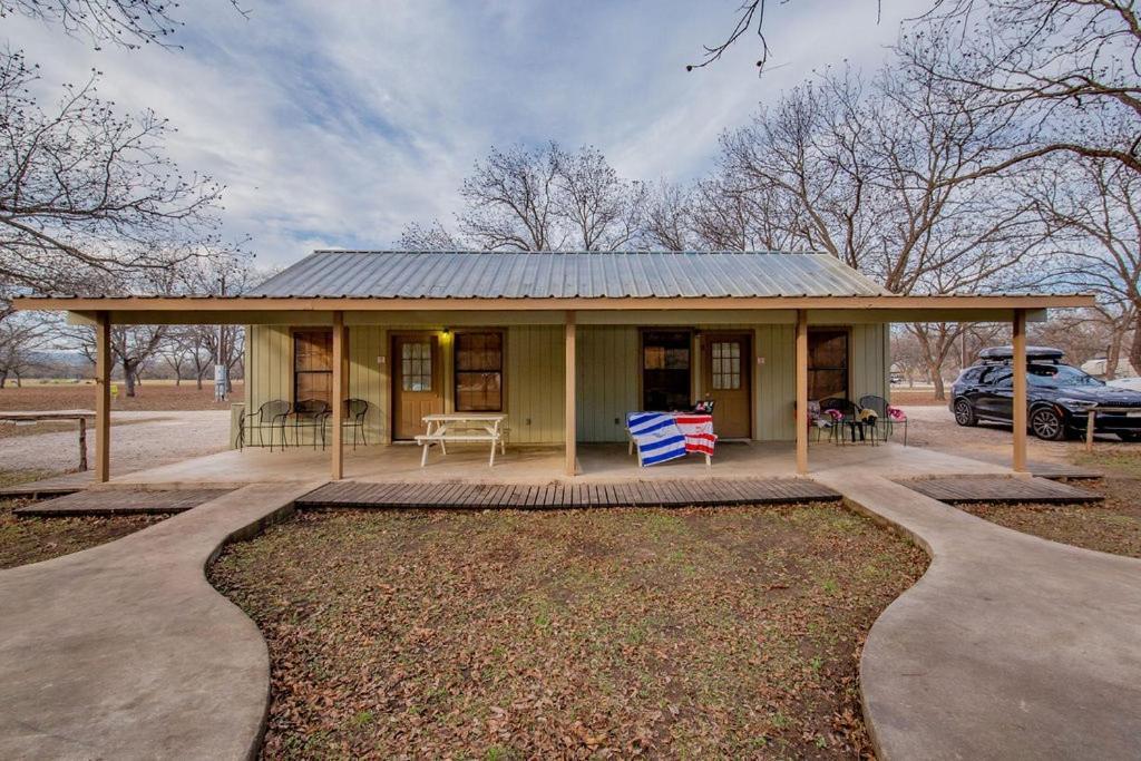 Seven Bluff Cabins Concan Εξωτερικό φωτογραφία